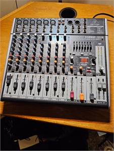 XENYX X1222USB Mixer