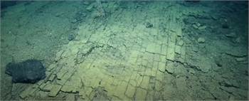 Scientists Found a 'Yellow Brick Road' at The Bottom of The Pacific Ocean